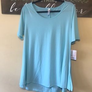 LulaRoe light blue perfect t NWT